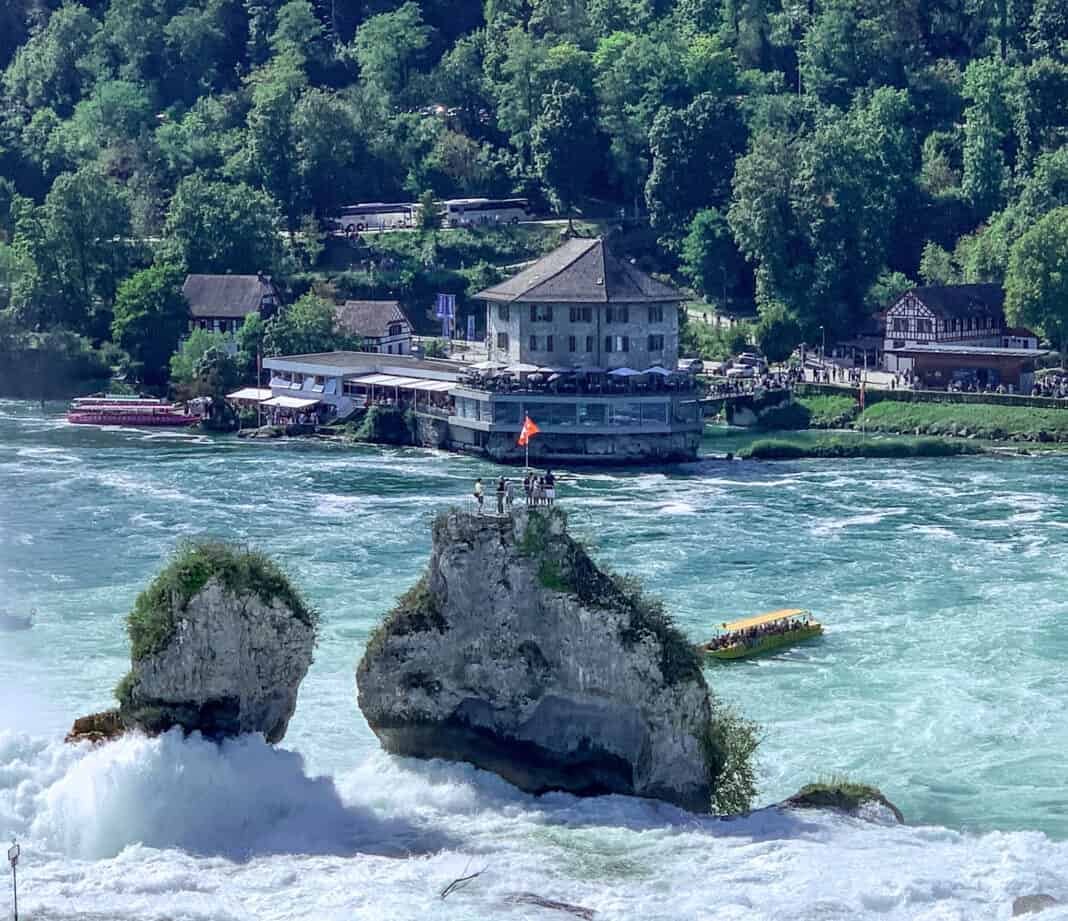 Paris and Swiss Van Escape